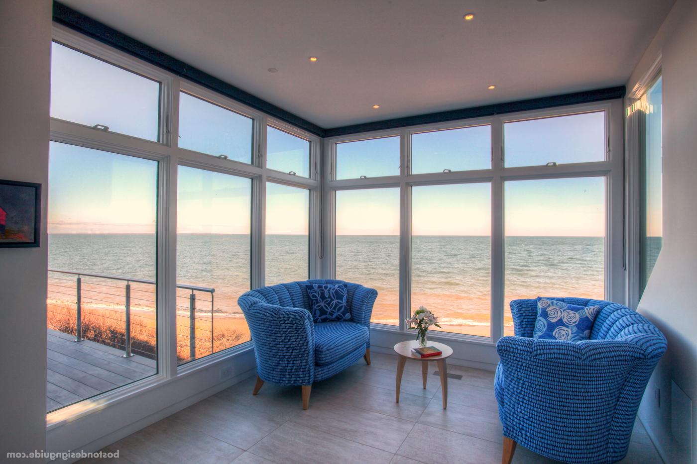 Sitting room on the beach